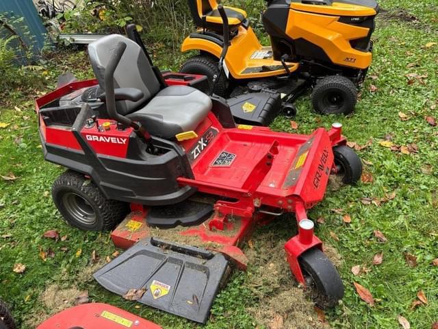 Image of Gravely ZTX-52 equipment image 2
