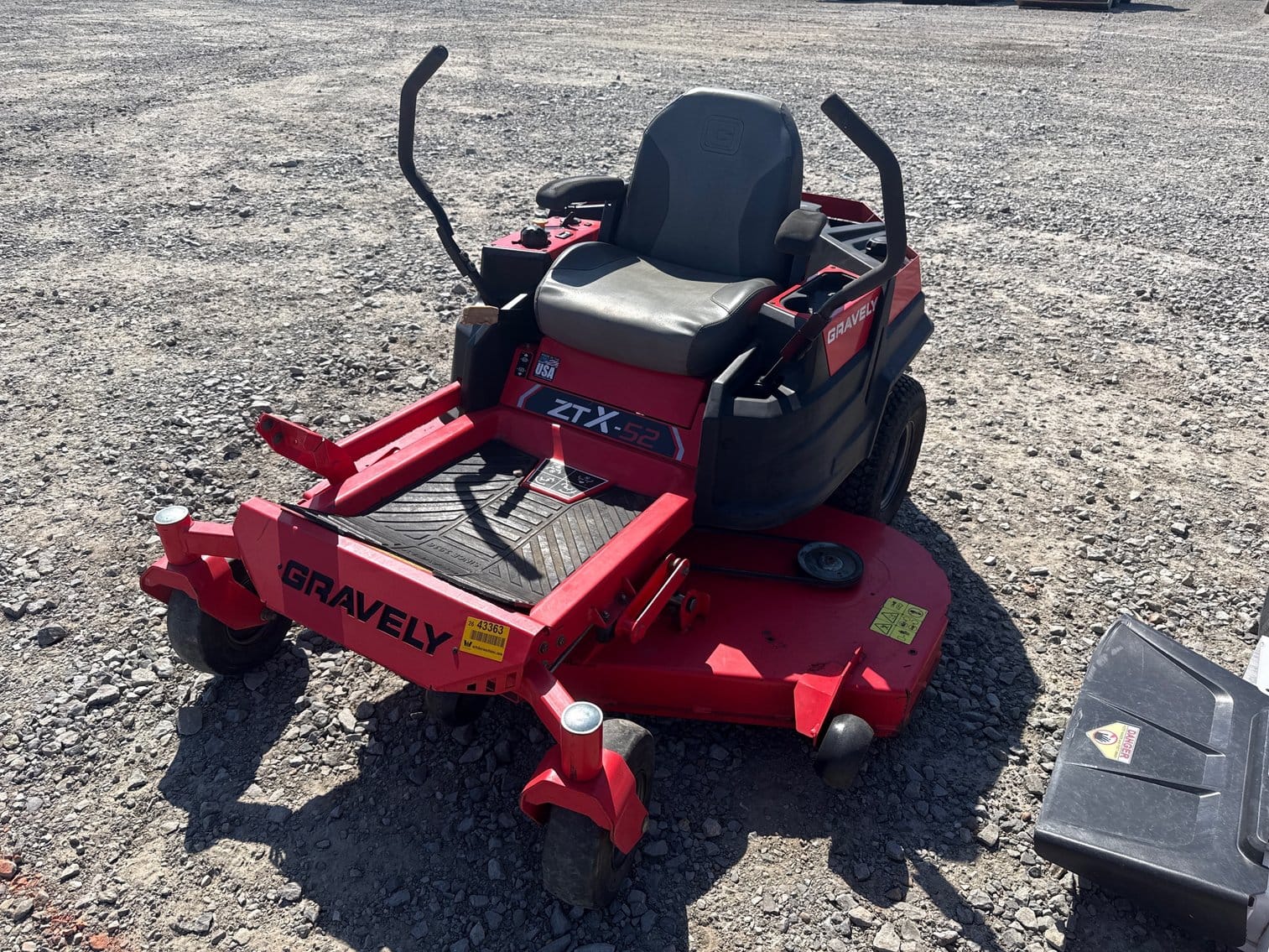 Gravely ZTX-52 Equipment Image0