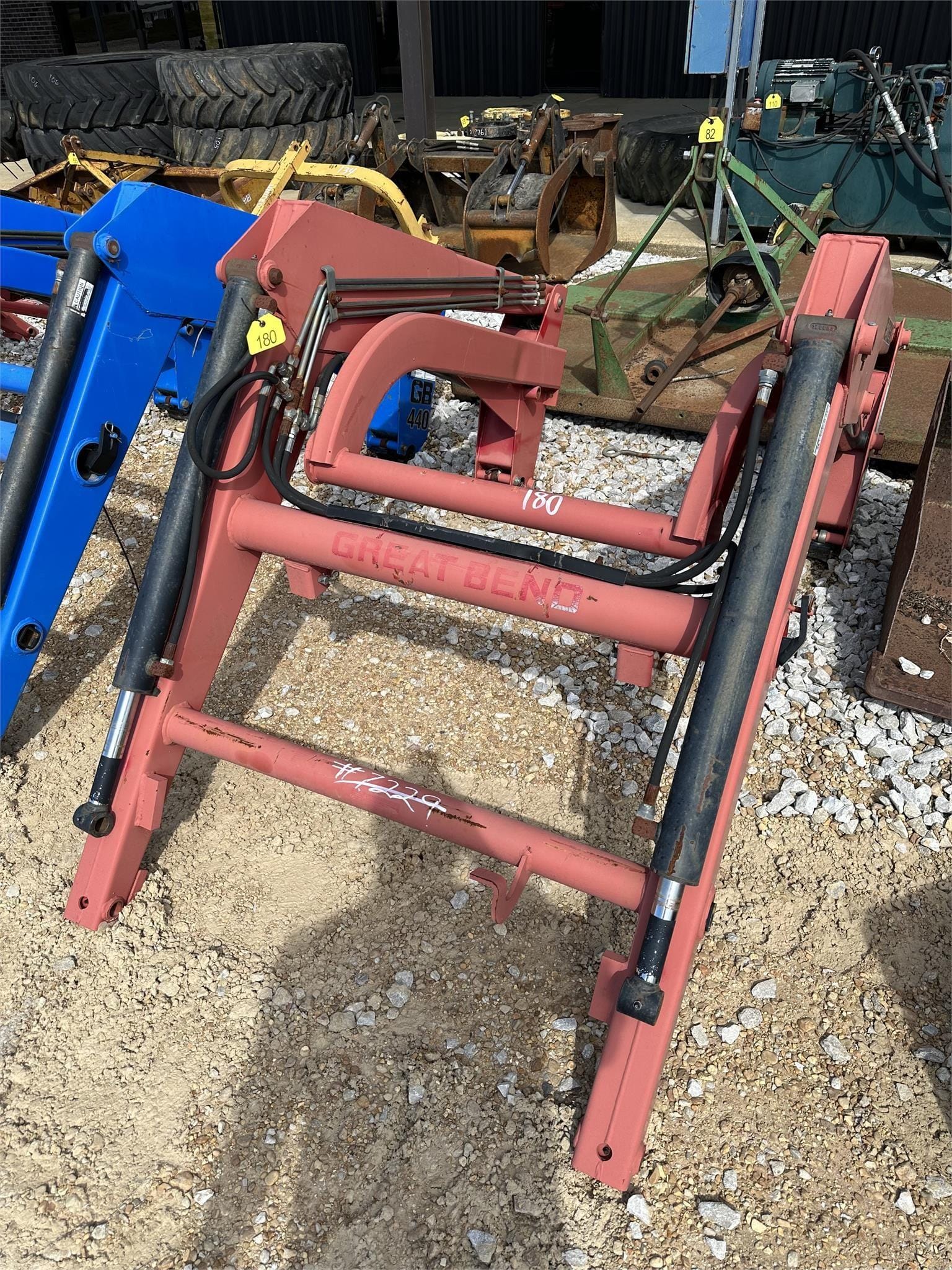 Main image Great Bend GB440