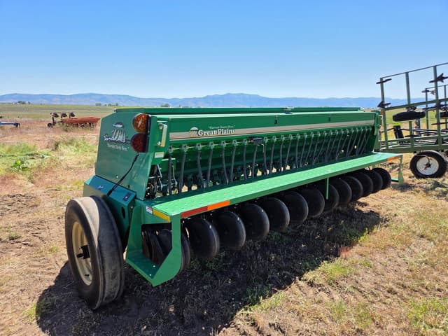 Image of Great Plains 1300 equipment image 4