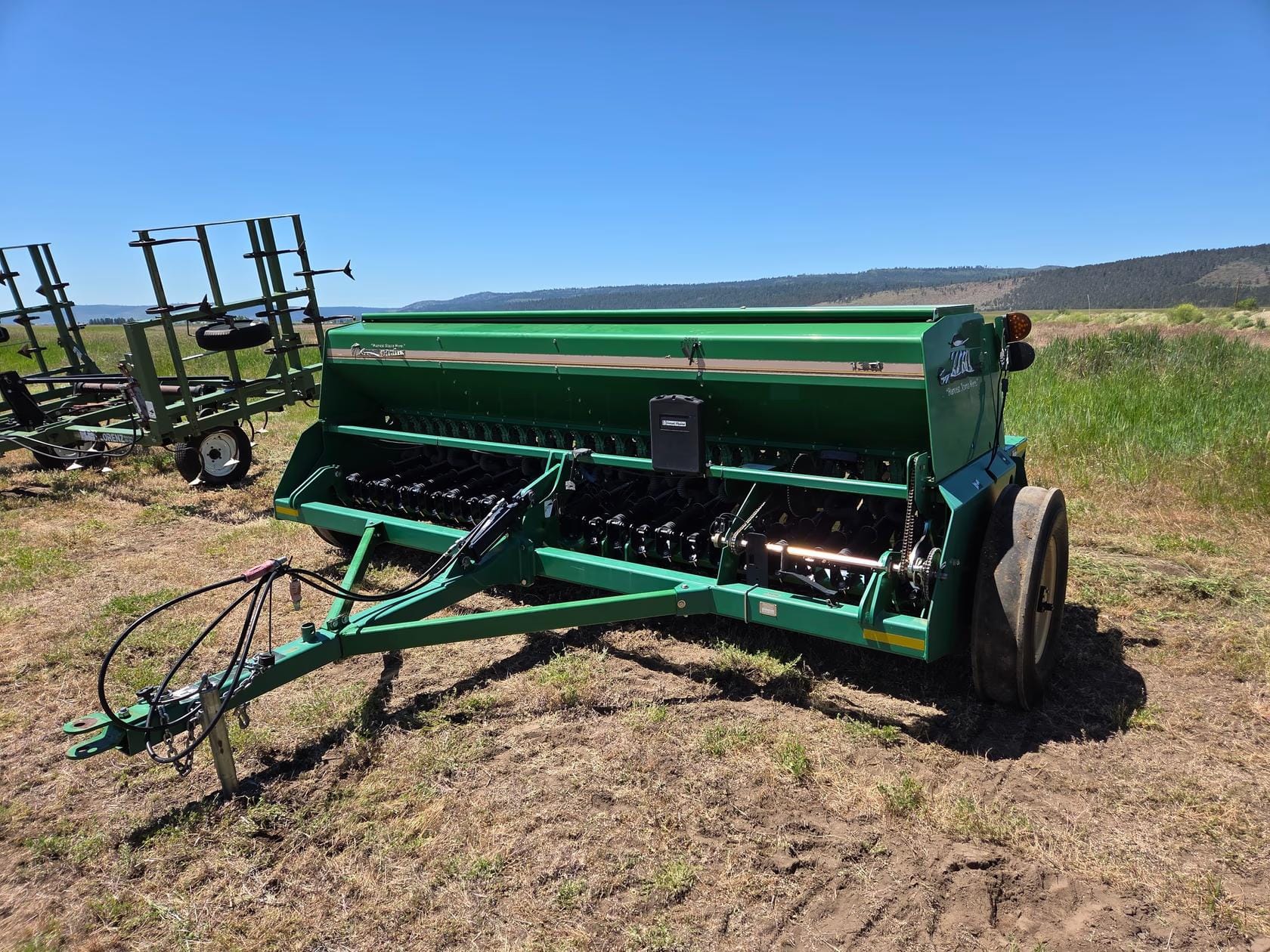 Great Plains 1300 Equipment Image0