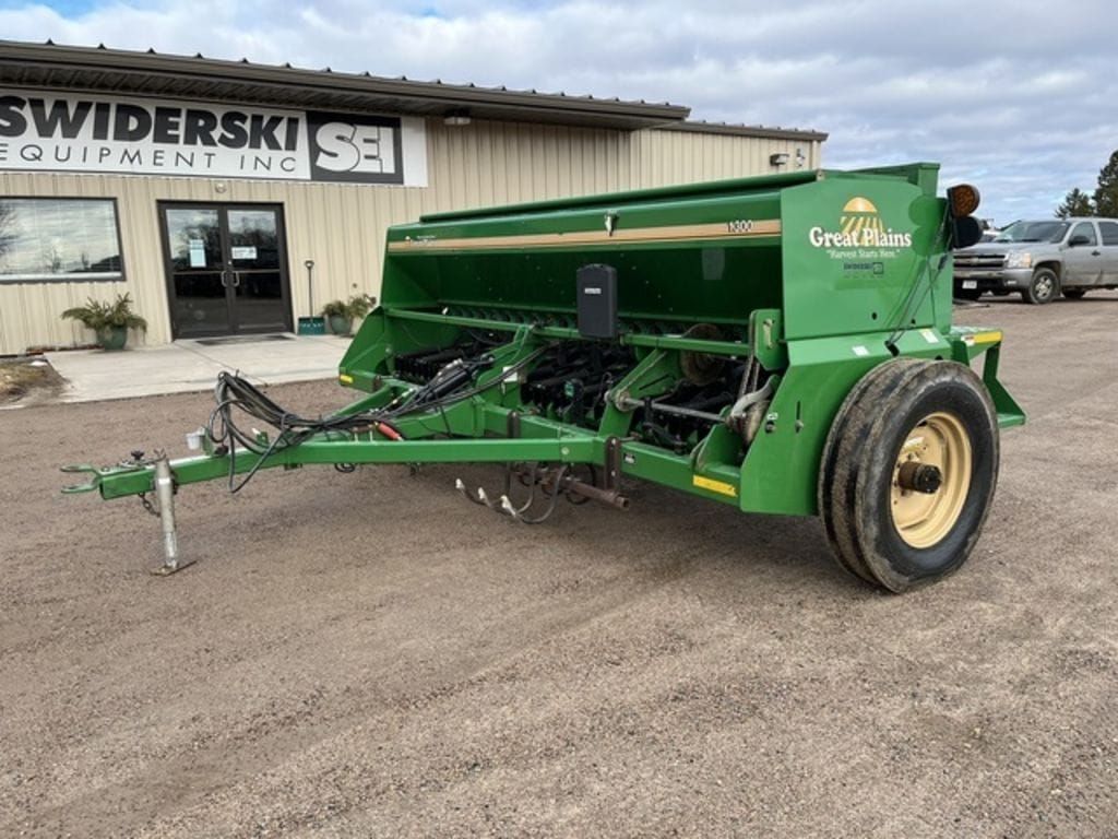 Great Plains 1300 Equipment Image0