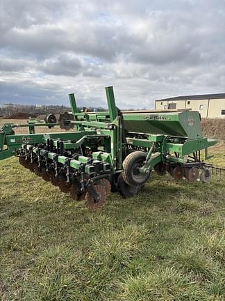 Image of Great Plains 1500 equipment image 2