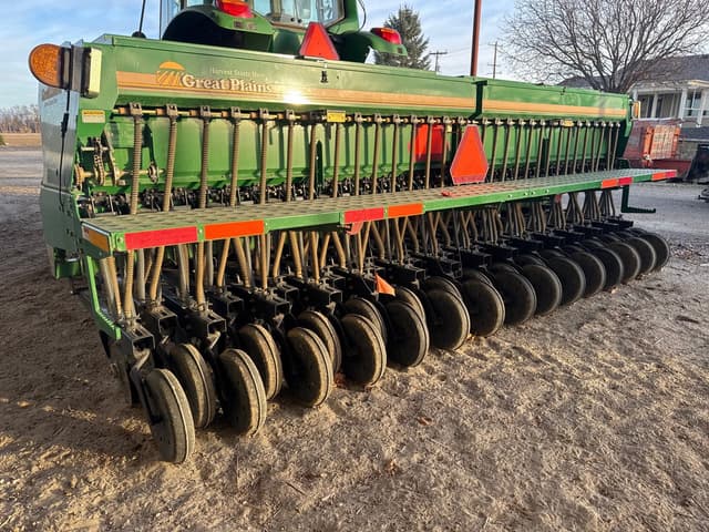 Image of Great Plains 1500 equipment image 1