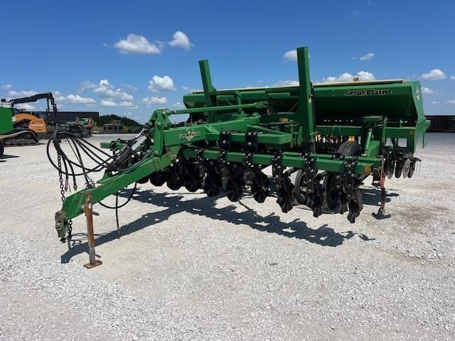 Great Plains Solid Stand 1500 Equipment Image0