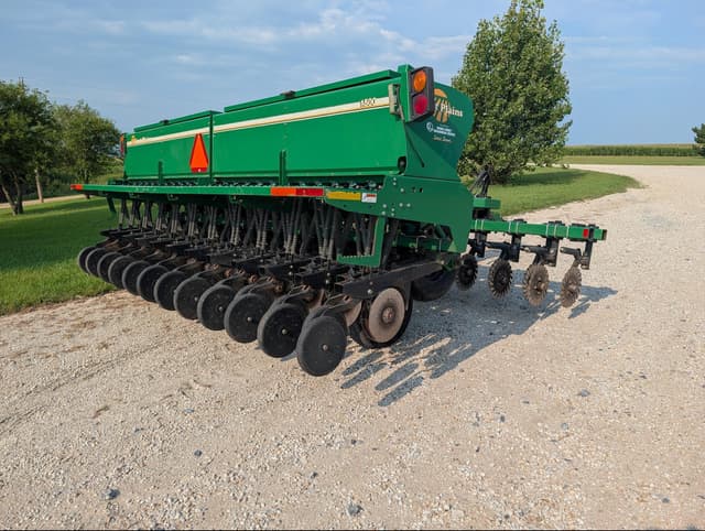 Image of Great Plains 1500 equipment image 2