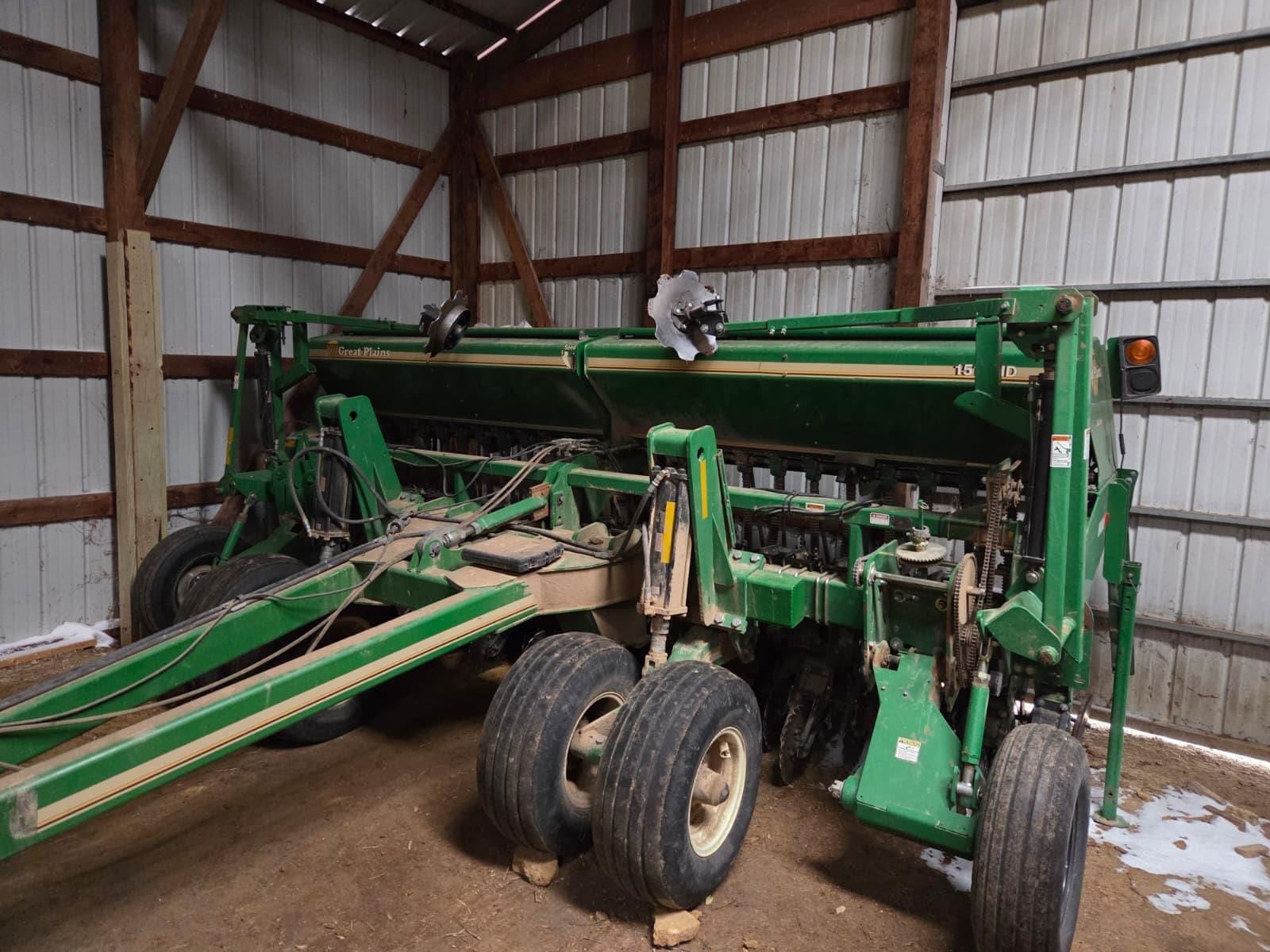 Great Plains 1510 Equipment Image0