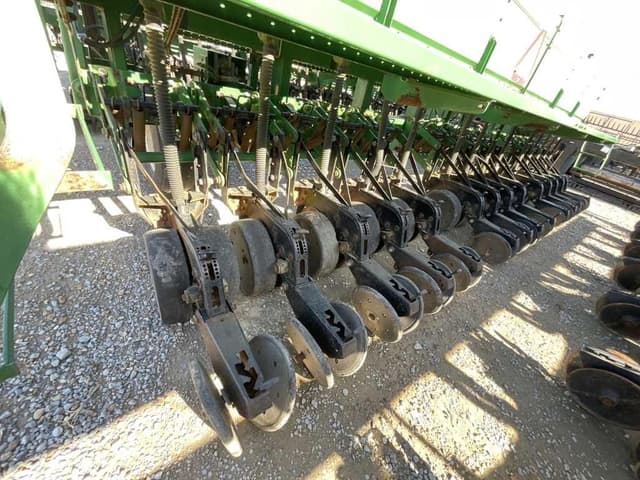 Image of Great Plains 1515 equipment image 4