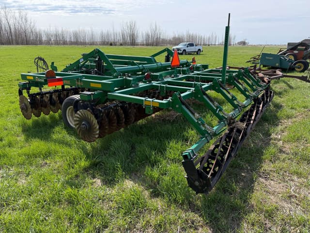 Image of Great Plains 1500TM equipment image 2