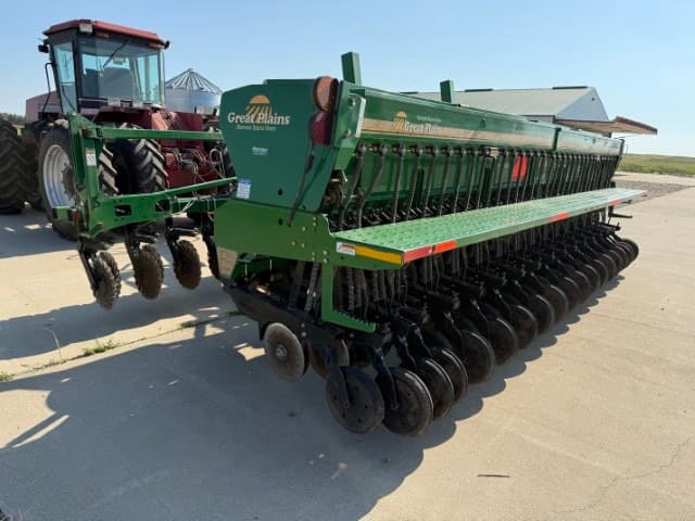 Image of Great Plains 2000 equipment image 2