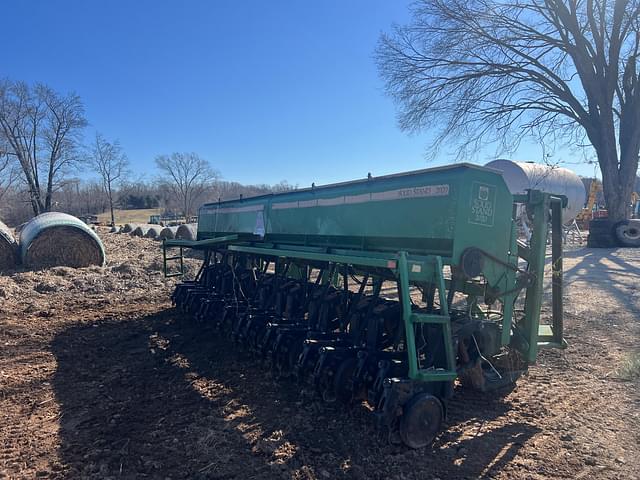 Image of Great Plains 2020 equipment image 4