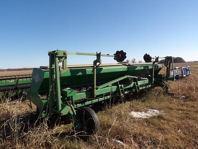 Image of Great Plains 2020 equipment image 1