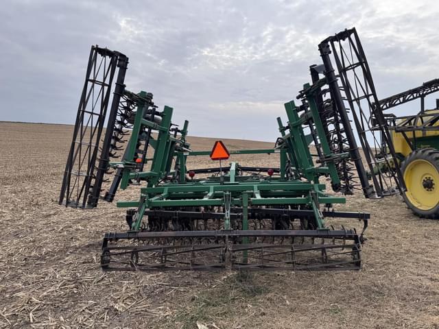 Image of Great Plains 2200TT equipment image 2