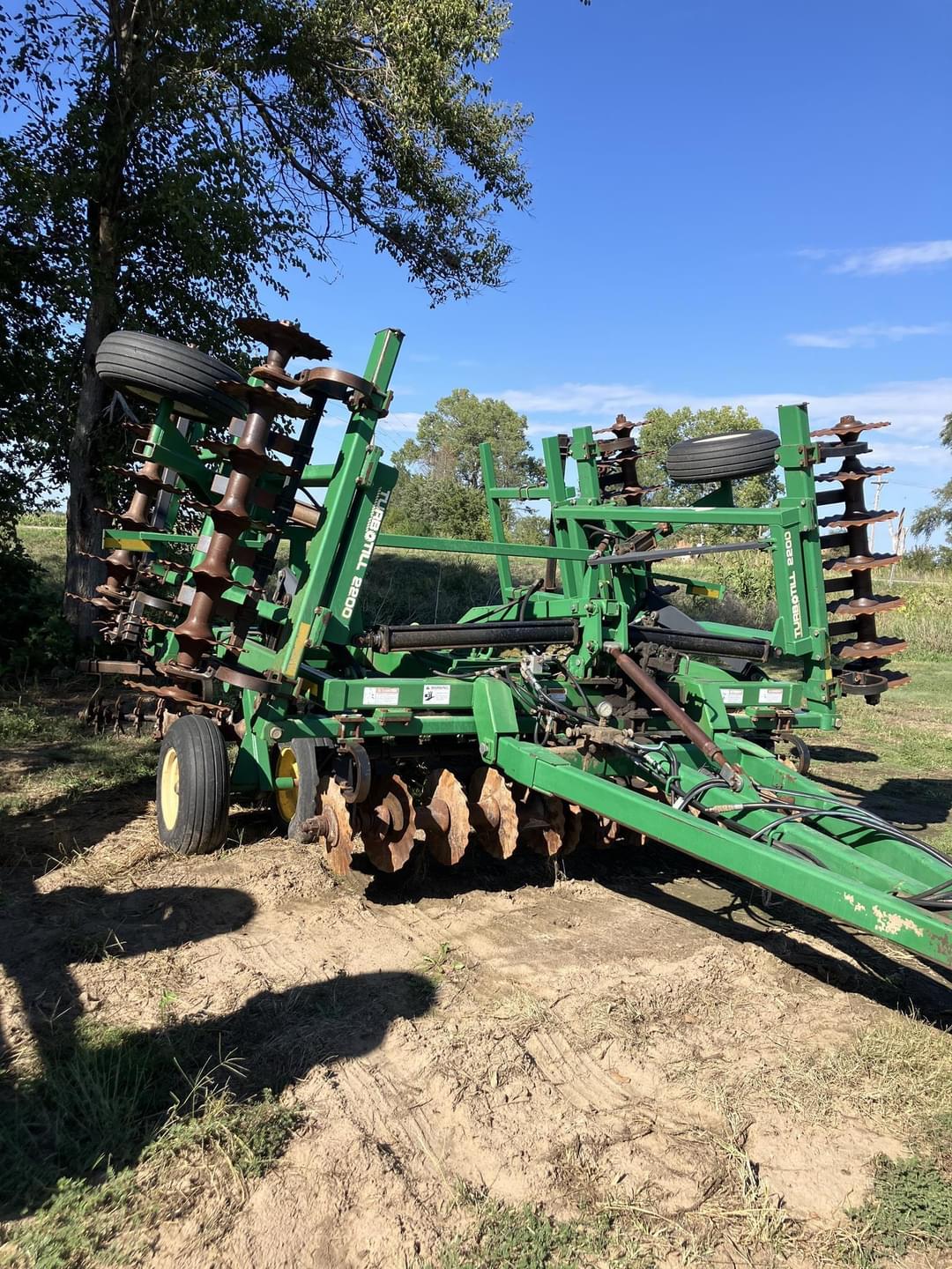 Image of Great Plains 2200TT Primary image