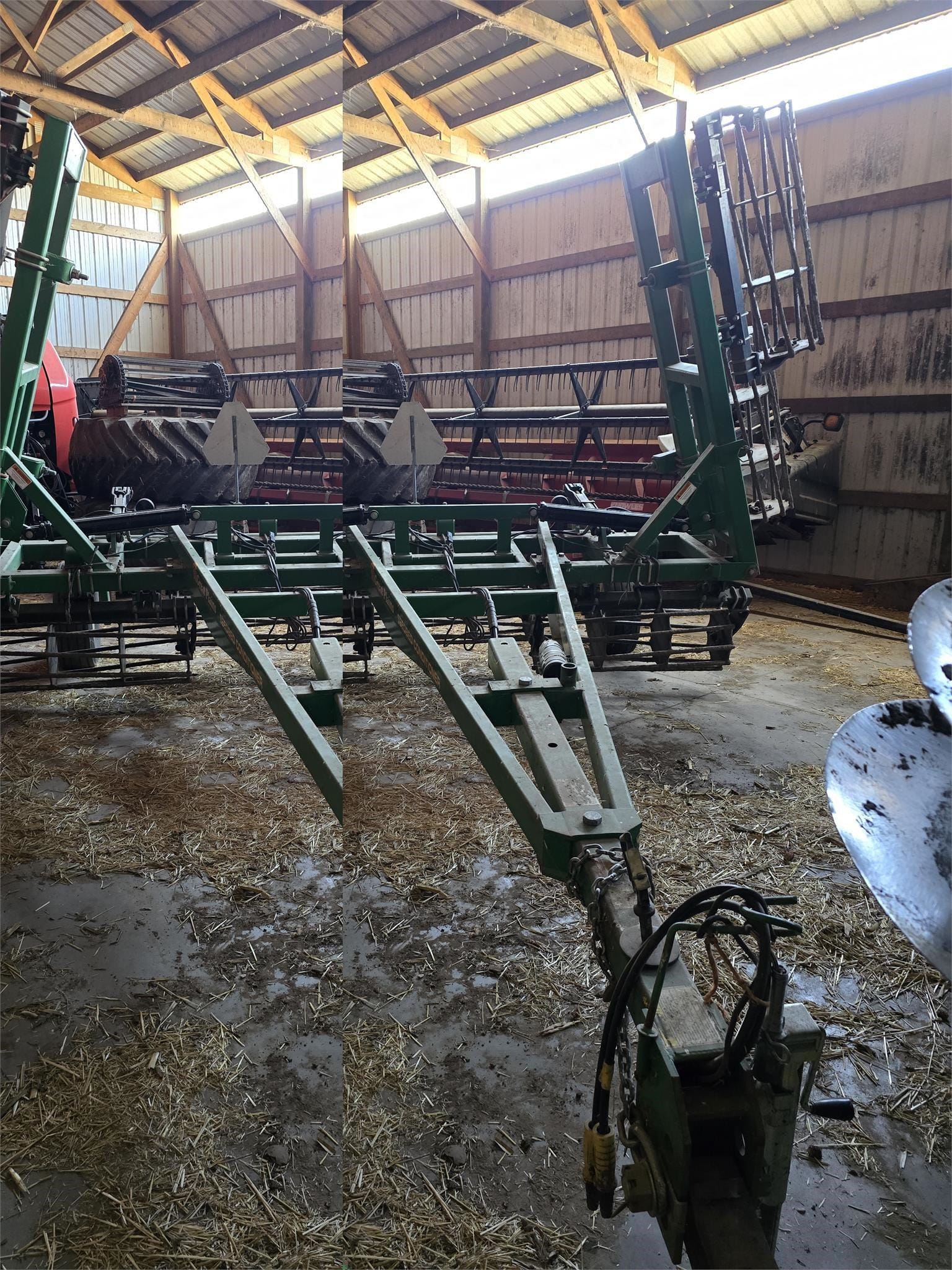 Great Plains 2325SC Equipment Image0