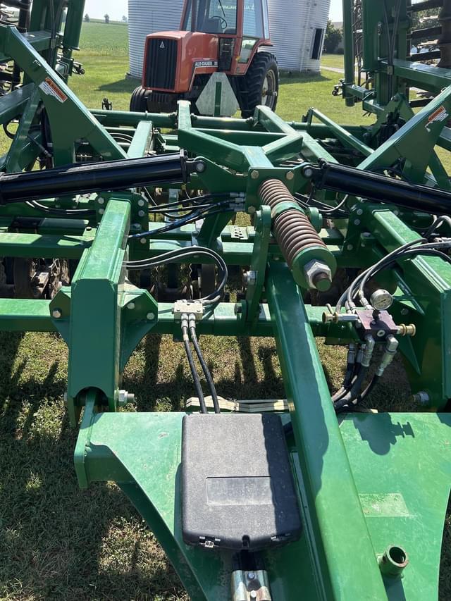 Image of Great Plains 2400TM equipment image 2