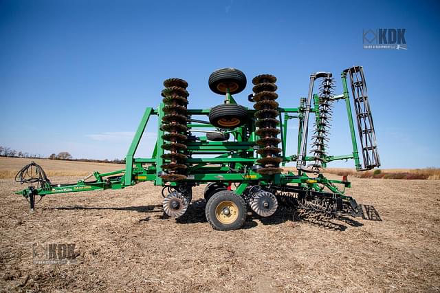 Image of Great Plains 2400TM equipment image 1