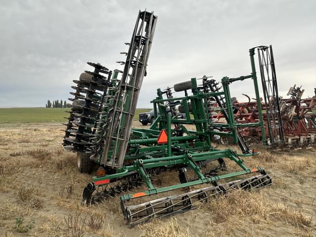 Image of Great Plains 2400TM equipment image 3