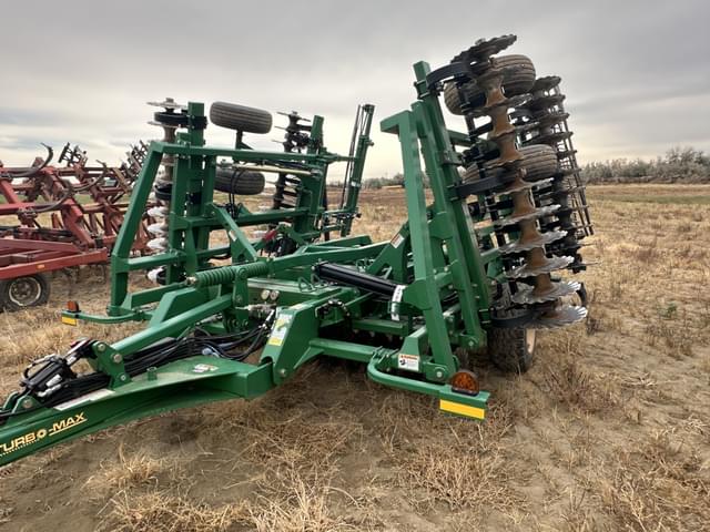 Image of Great Plains 2400TM equipment image 2