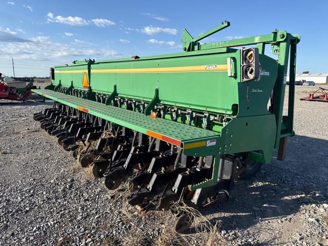 Image of Great Plains 2420 equipment image 3