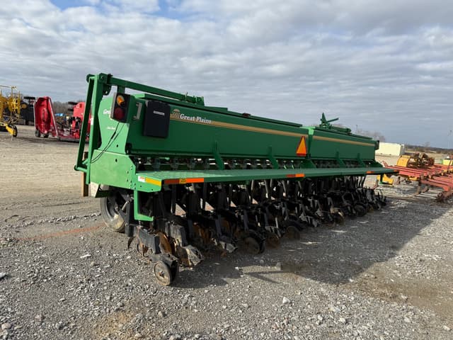 Image of Great Plains 2420 equipment image 3