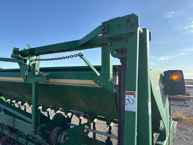 Image of Great Plains 2420 equipment image 4