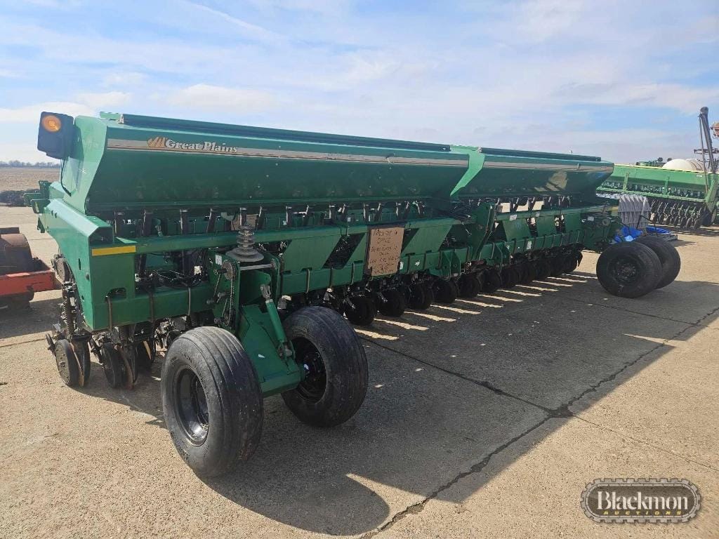 Great Plains 2520 P Equipment Image0