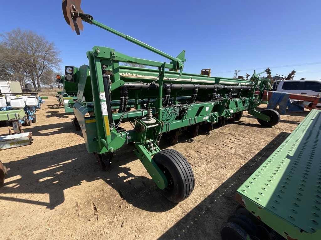 Main image Great Plains 2525A