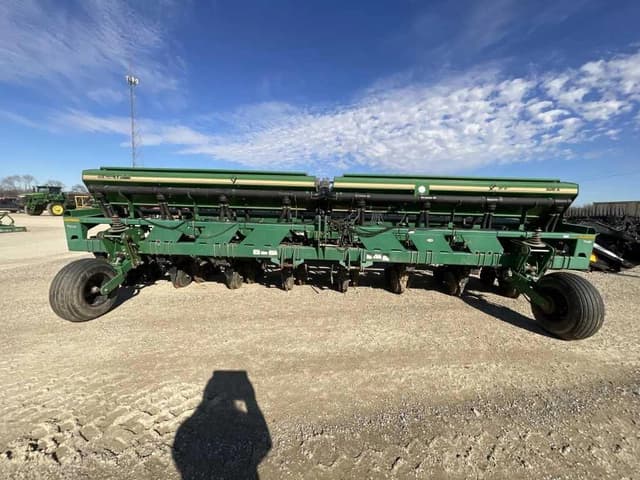 Image of Great Plains 2525A equipment image 1