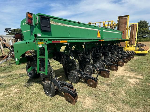 Image of Great Plains 2525P equipment image 3