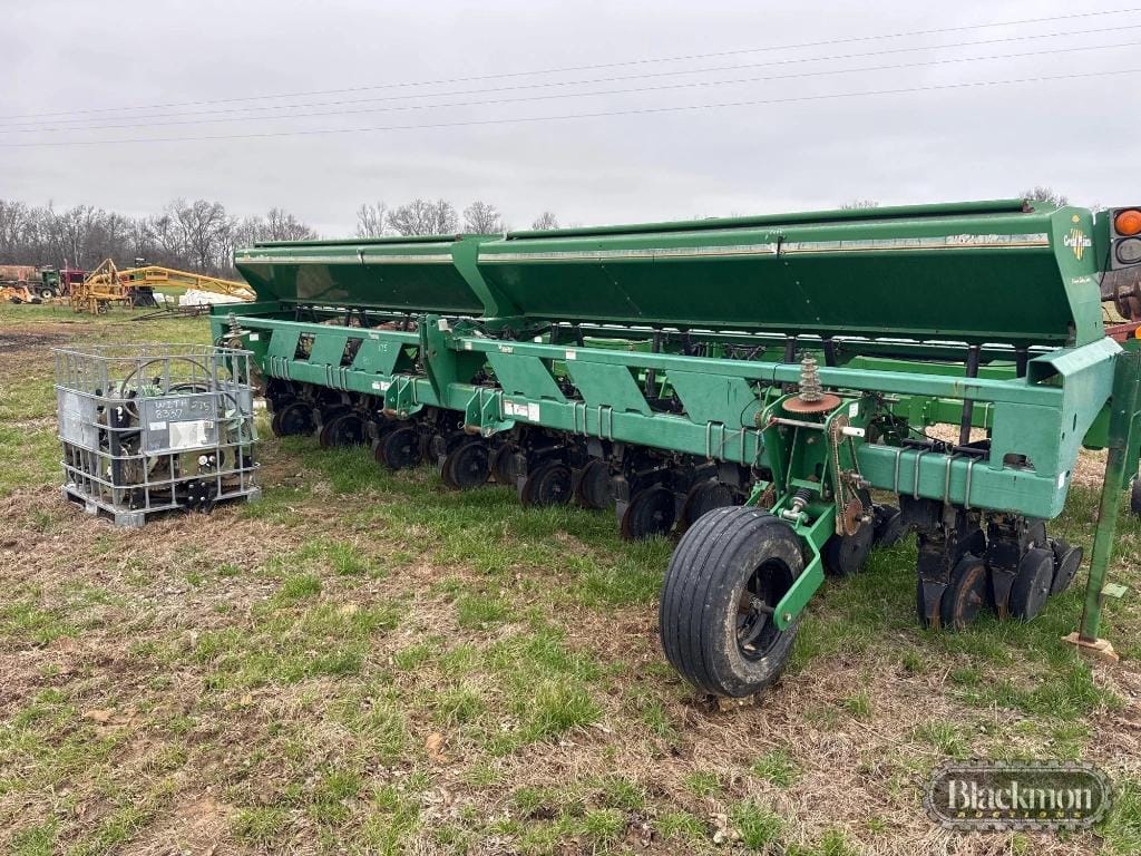 Great Plains 2525P Equipment Image0