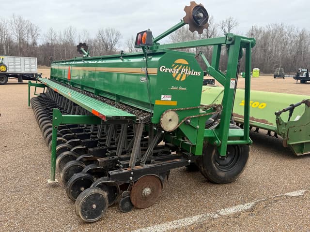 Image of Great Plains 2700 equipment image 3