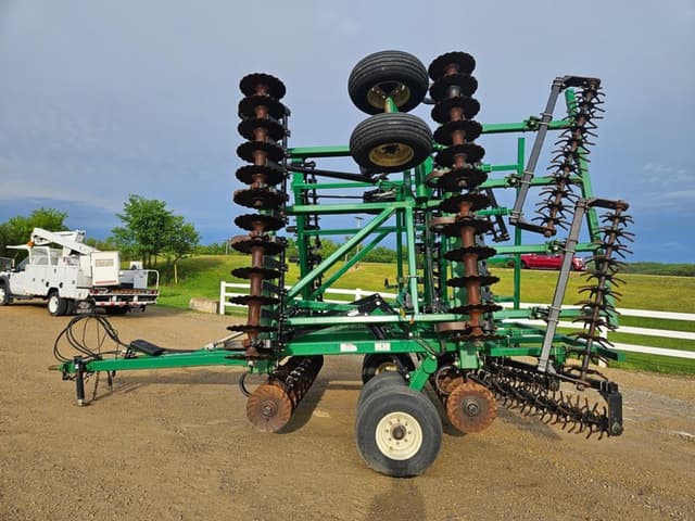 Image of Great Plains 3000TT equipment image 1