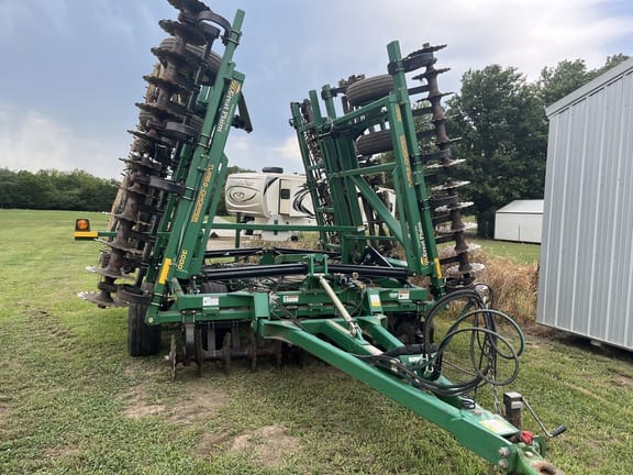 Great Plains 3000TC Equipment Image0