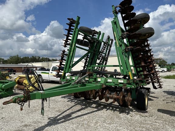 Image of Great Plains 3000TT Image 1