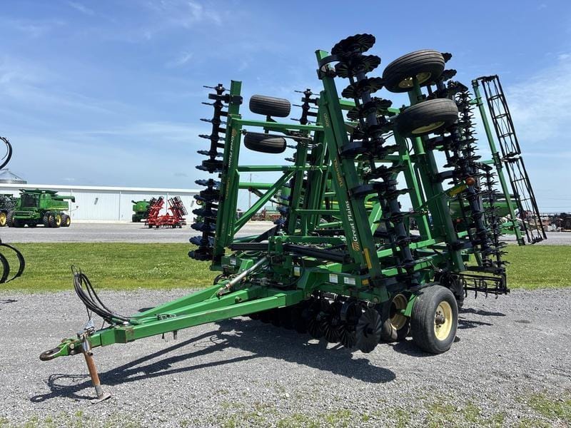 Great Plains 3000TT Equipment Image0