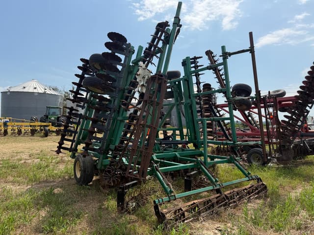 Image of Great Plains 3000TT equipment image 3