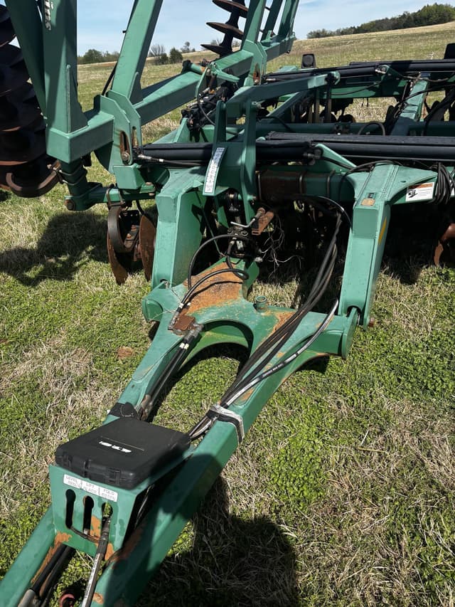 Image of Great Plains 3329DH equipment image 3