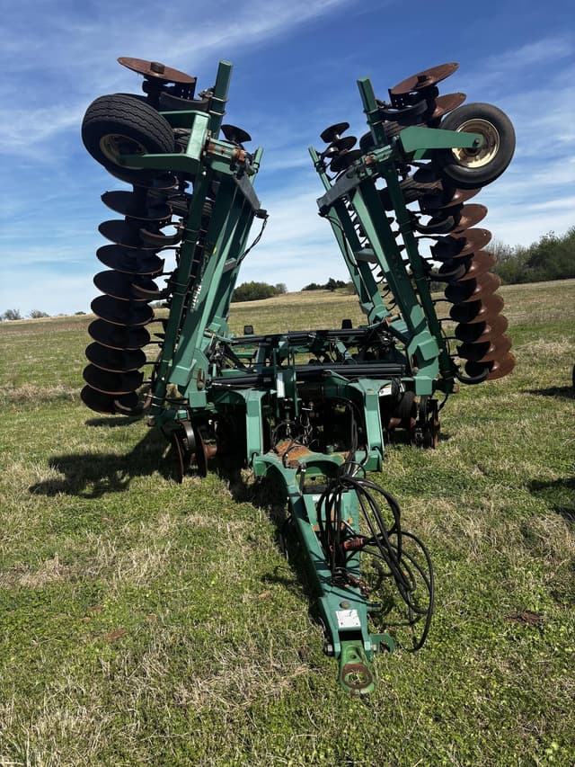 Image of Great Plains 3329DH equipment image 1