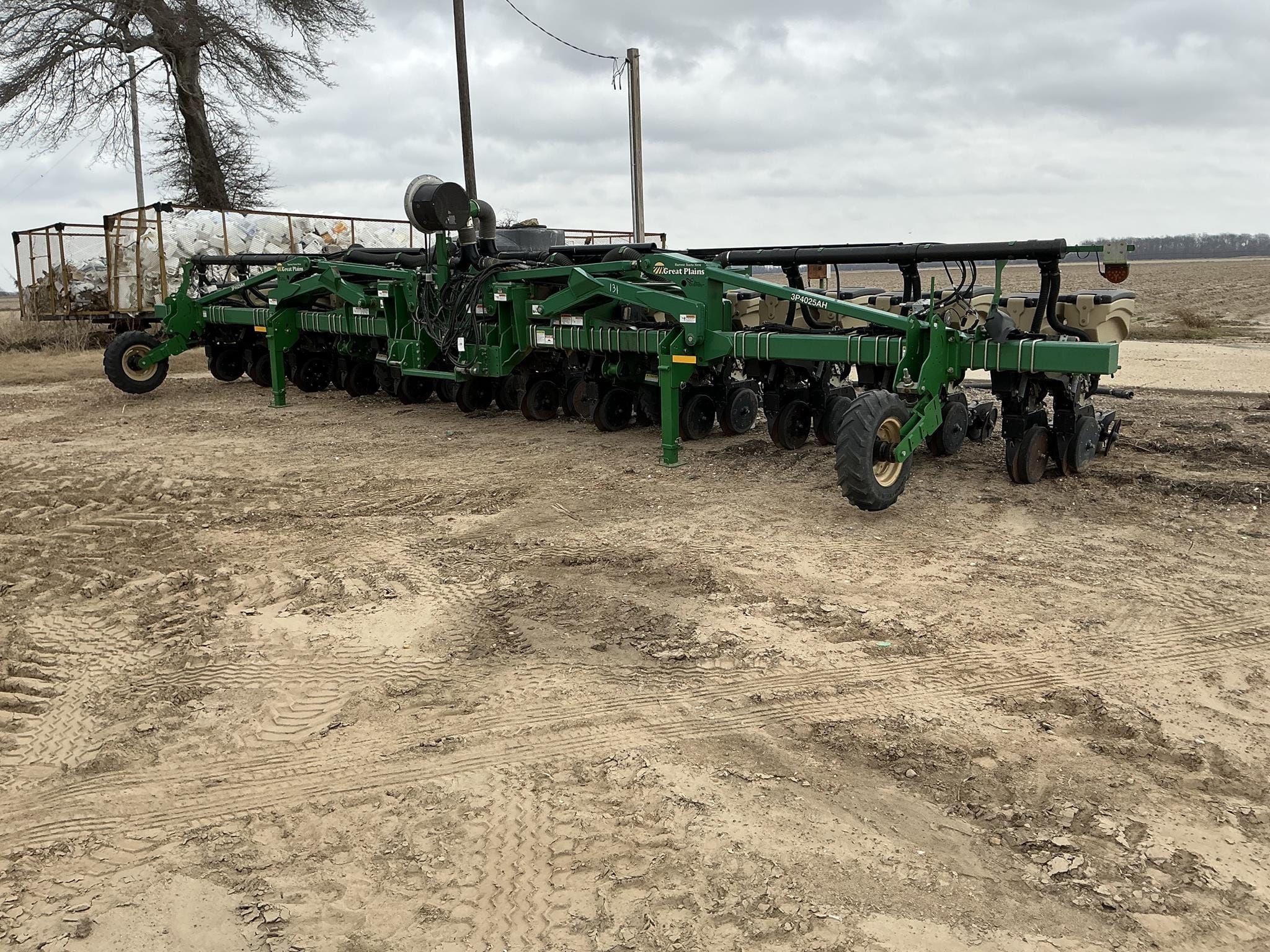 Great Plains 3P4025AH Equipment Image0