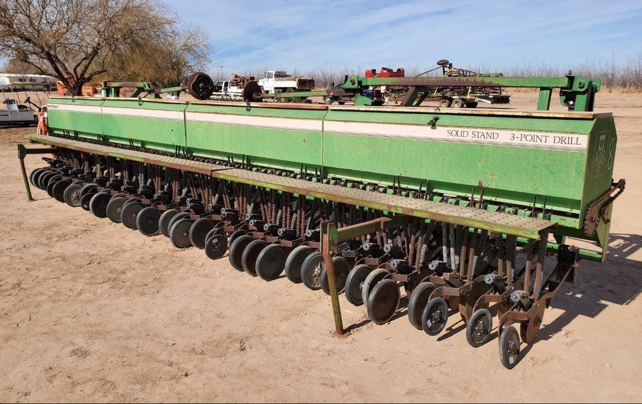 Great Plains 3PD27 Equipment Image0