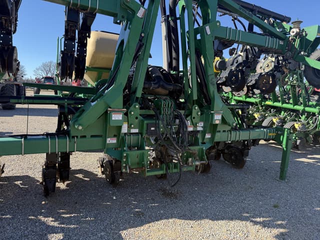 Image of Great Plains 3PYPA-24TR38 equipment image 3