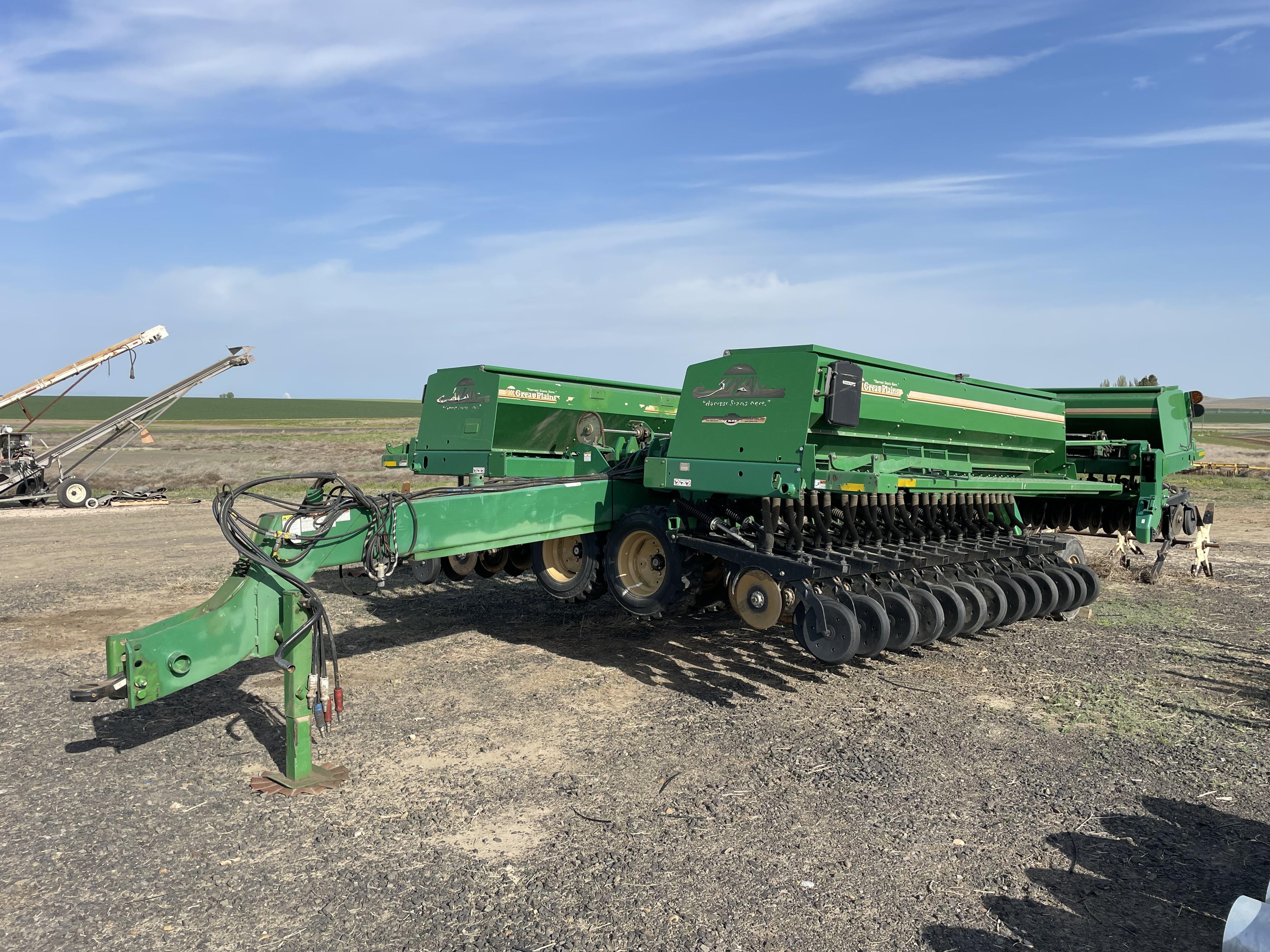 Main image Great Plains 3S-4000