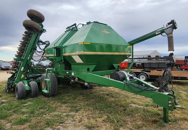 SOLD Great Plains ADC2220 Planting Air Seeders or Carts Tractor Zoom