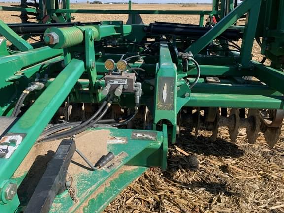 Image of Great Plains 4000TM equipment image 2