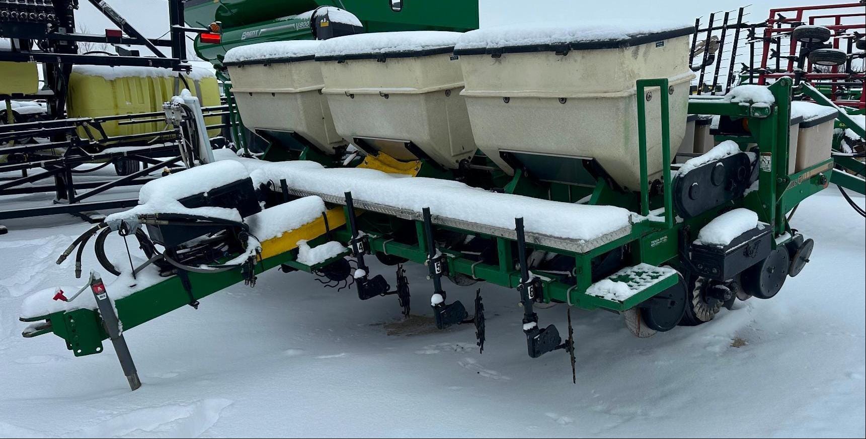 Great Plains 6030 Equipment Image0