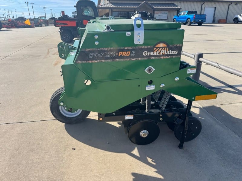 Great Plains Stealth Pro 5 Equipment Image0