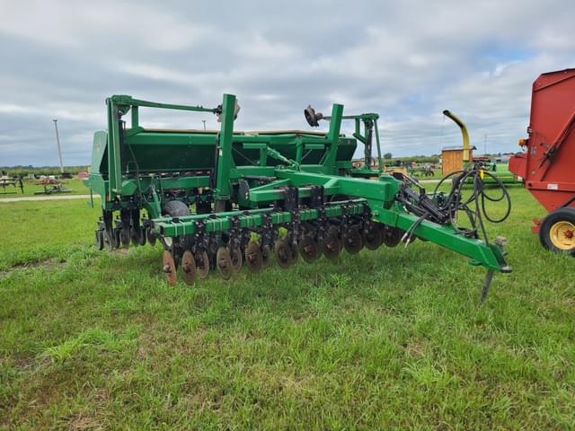 Image of Great Plains Solid Stand 1510 equipment image 1