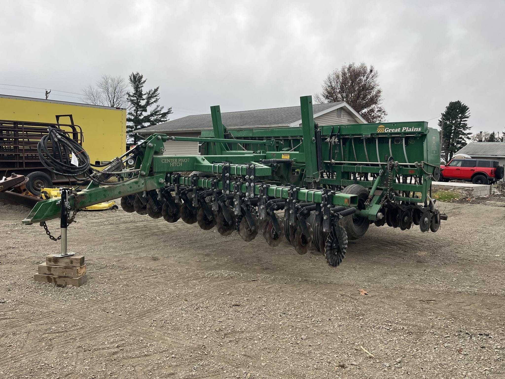 Great Plains Solid Stand 15 Equipment Image0