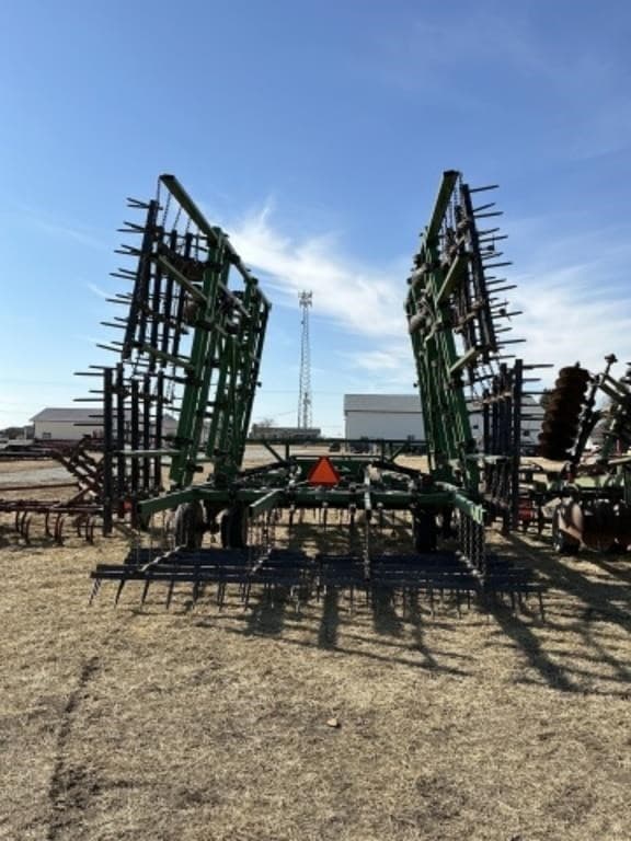 Image of Great Plains 8333 equipment image 3